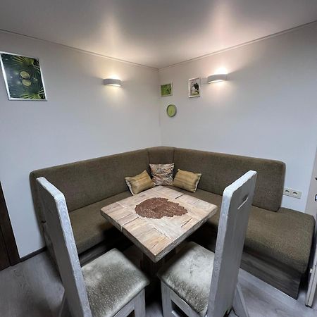 Kubu Ground Floor Rooms Klaipeda Ngoại thất bức ảnh