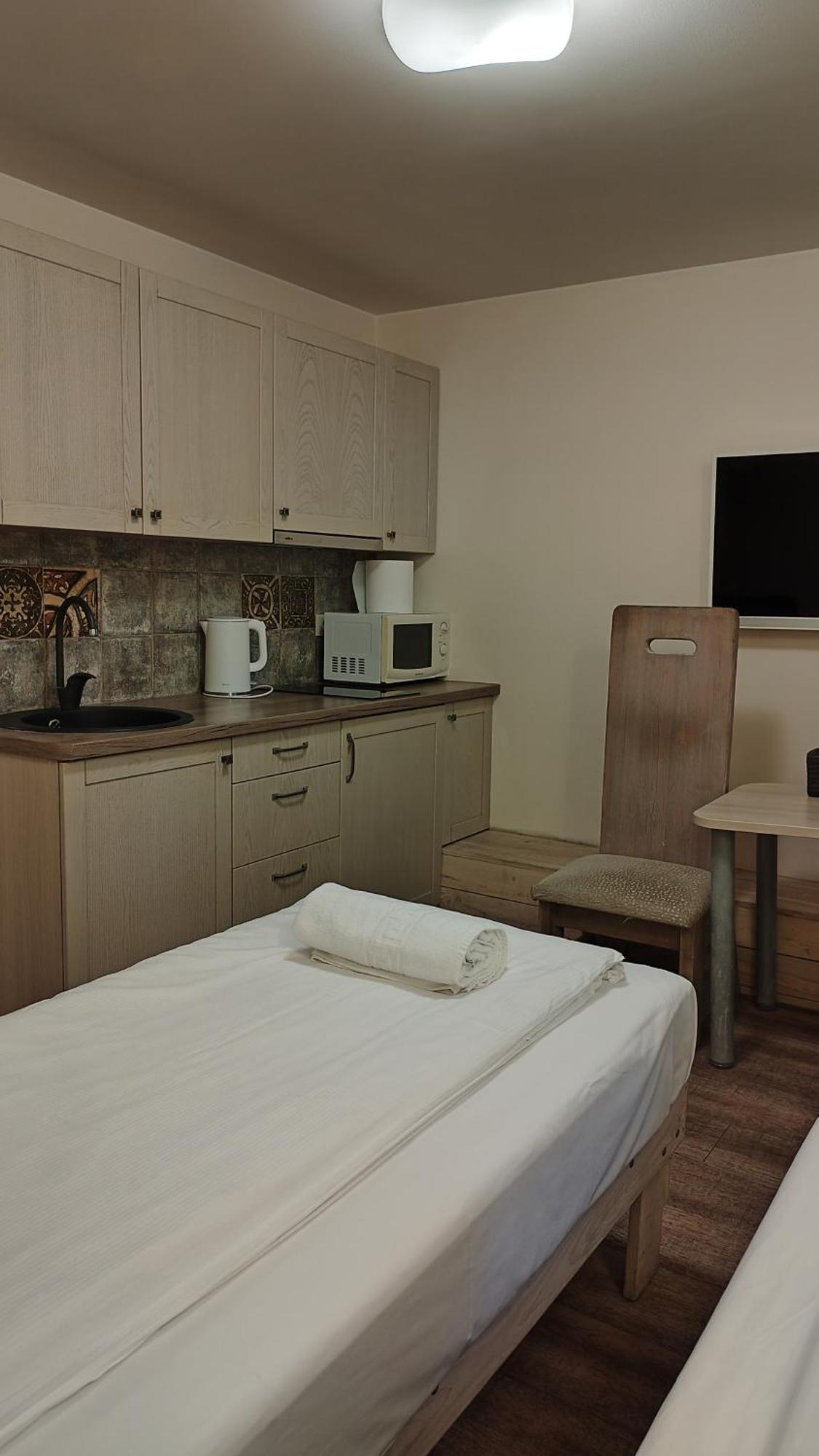 Kubu Ground Floor Rooms Klaipeda Ngoại thất bức ảnh