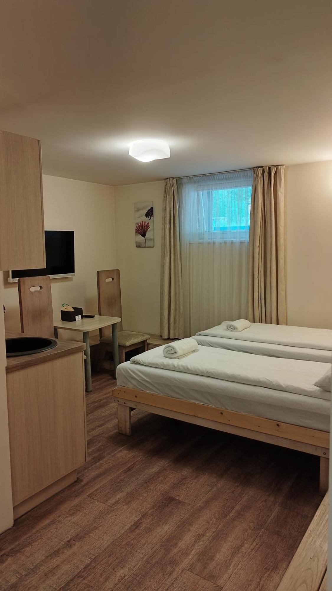 Kubu Ground Floor Rooms Klaipeda Ngoại thất bức ảnh