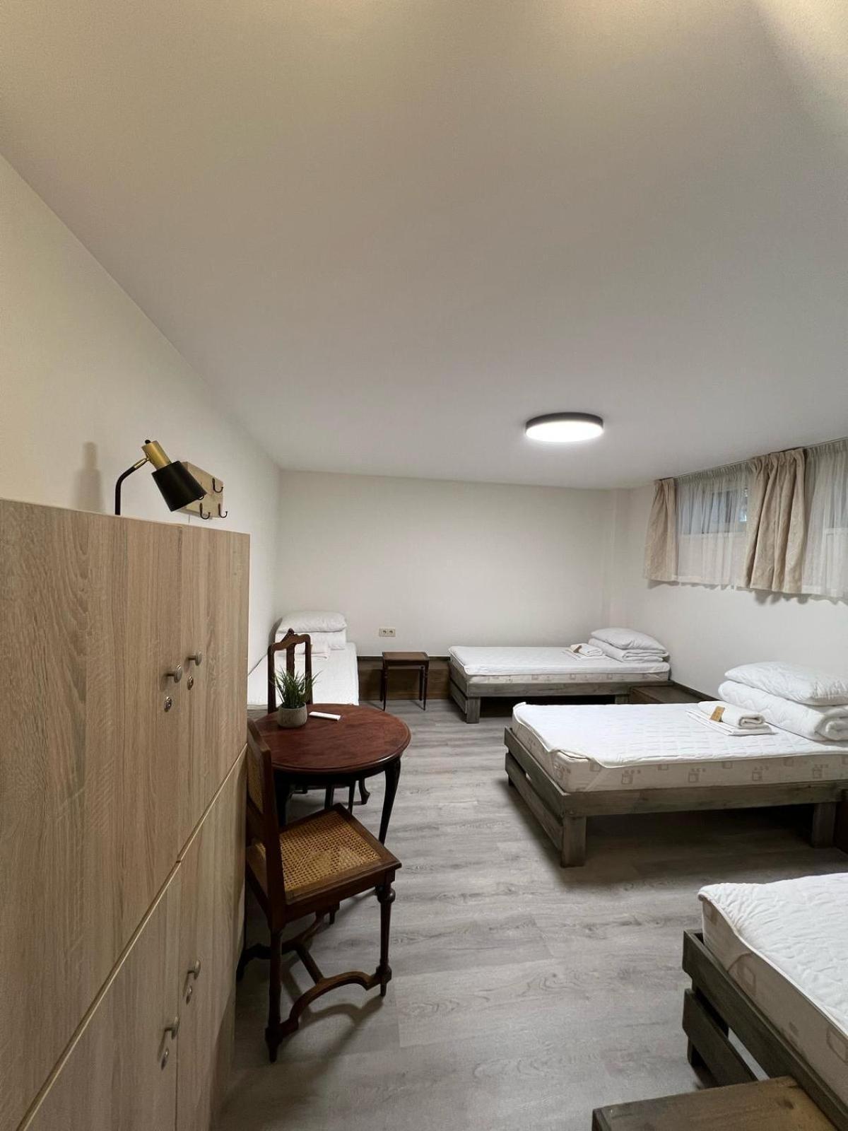 Kubu Ground Floor Rooms Klaipeda Ngoại thất bức ảnh